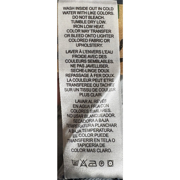 FRAME Denim Light Wash Distressed Hem Crop Jeans - Picture 12 of 12